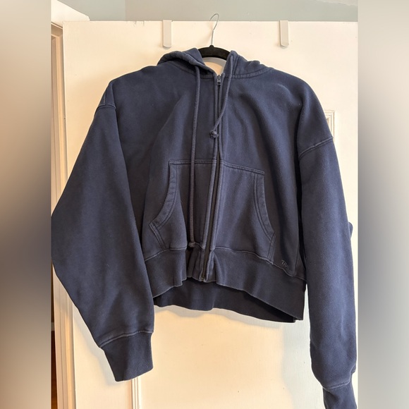 Aritzia TNA Cozy Fleece Boxy Zip Hoodie in Dark Blue (admiral blue) - Picture 5 of 5